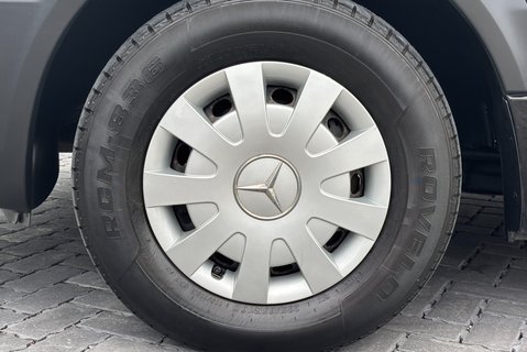 Mercedes-Benz Sprinter 319 V6 Cdi Lwb Hr Panel Van - Twin Side Doors / Air Con / Rear Camera 35