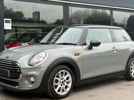 Mini Hatch Cooper 1.5 Pepper 3 door + VISUAL BOOST + REVERSE CAMERA + REAR PDC