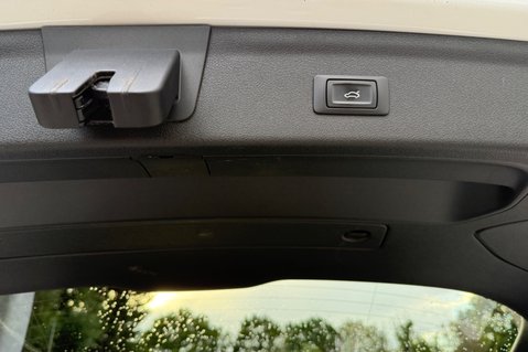 Audi Q3 TDI QUATTRO S LINE PLUS -AUTOMATIC -PAN ROOF -REAR CAMERA -HIGH BEAM ASSIST 57