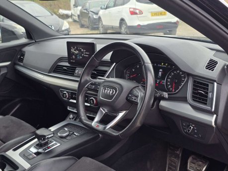 Audi Q5 2.0 TDI S line SUV 5dr Diesel S Tronic quattro Euro 6 (s/s) (190 ps) 23