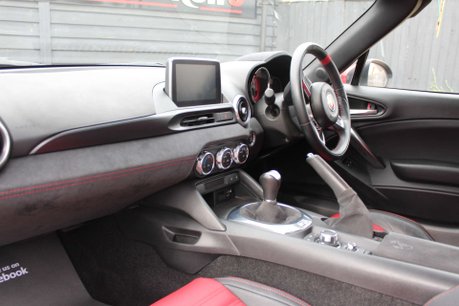 Abarth 124 Spider 1.4 124 Spider MultiAir 2dr 22