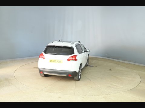 Peugeot 2008 E-HDI FELINE 6