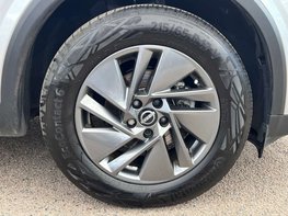 Nissan Qashqai 1.3 Qashqai Acenta Premium DiG-T MHEV 5dr 15