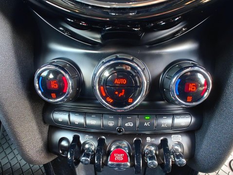 Mini Hatch 1.5 Cooper Exclusive Steptronic Euro 6 (s/s) 5dr 47