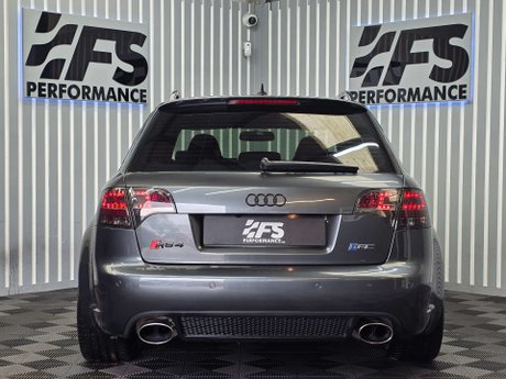 Audi RS4 4.2 Estate 5dr Petrol Manual quattro (326 g/km, 415 bhp) 49