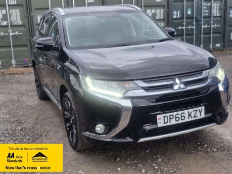 Mitsubishi Outlander 2.0h 12kWh Juro SUV 5dr Petrol Plug-in Hybrid CVT 4WD Euro 6 (s/s) (200 ps) 2