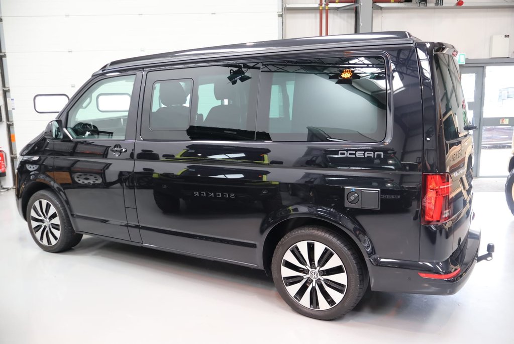 Volkswagen California OCEANI 4MOTION DSG HUGE SPEC VERY RARE  5 YEAR WARRANTY FROM NEW  4 BERTH 8