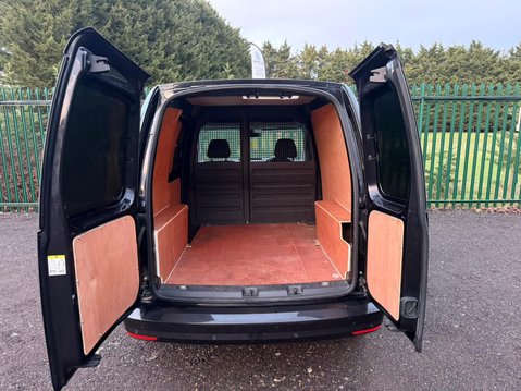 Volkswagen Caddy C20 TDI HIGHLINE 35