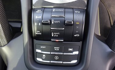 Porsche Cayenne S Diesel 4