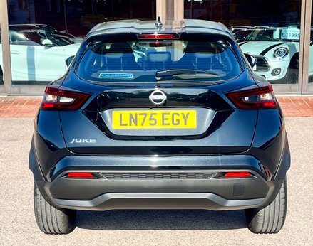 Nissan Juke 1.0 Juke Acenta Premium DiG-T 5dr 6