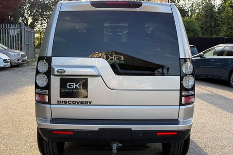 Land Rover Discovery SDV6 SE TECH - ULEZ COMPLIANT -FULL LR SERVICE HISTORY - 9 SERVICES -TOWBAR 8