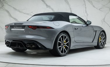Jaguar F-Type SVR Convertible 9