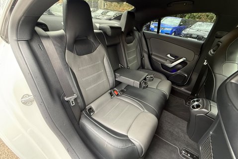 Mercedes-Benz CLA Class CLA 180 AMG LINE PREMIUM AUTOMATIC - ONE OWNER -APPLE CAR PLAY -VATQ 27