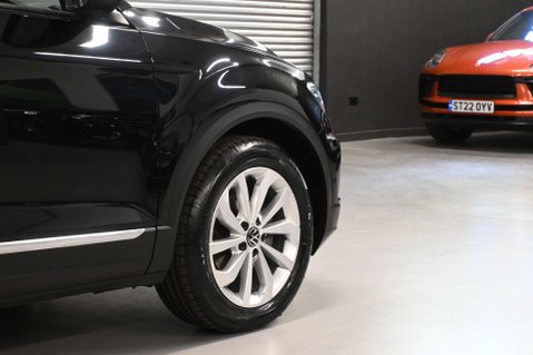 Volkswagen T-Roc 1.5 T-Roc Style TSI Semi-Auto 5dr 15