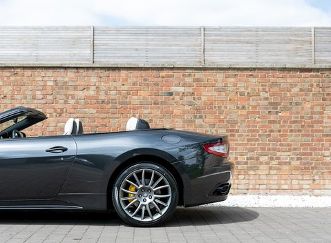 Maserati Grancabrio Sport 26