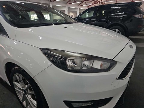 Ford Focus 1.0 Focus Zetec 5dr 31