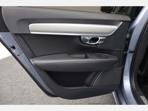 Volvo S90 2.0 S90 Momentum D4 Auto 4dr 45