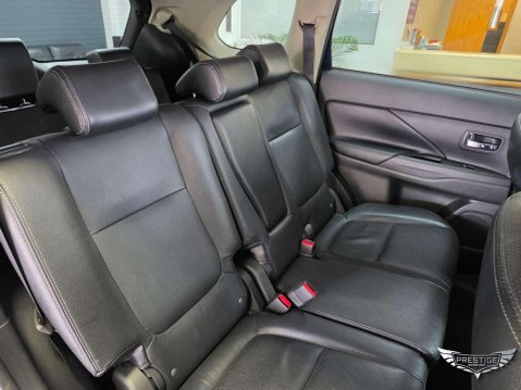 Mitsubishi Outlander 2.2 DI-D 4 Auto 4WD Euro 6 5dr 84
