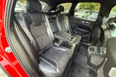 Volvo XC60 T5 R-DESIGN AWD - RARE COLOUR - VOLVO SERVICE HISTORY 21