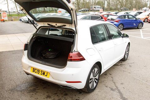 Volkswagen Golf E-GOLF 42