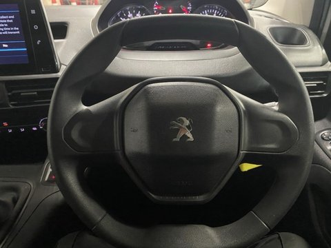 Peugeot Partner BLUEHDI PROFESSIONAL PREMIUM PLUS L1 14