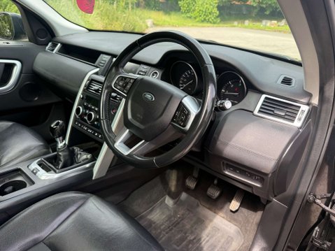 Land Rover Discovery Sport 2.0 Discovery Sport SE Tech TD4 4WD 5dr 31