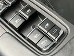 Porsche Cayenne 3.0 TD V6 SUV 5dr Diesel TiptronicS 4WD Euro 6 (s/s) (262 ps) 70