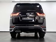 Toyota Land Cruiser ZX300 3.5 Automatic Petrol 11
