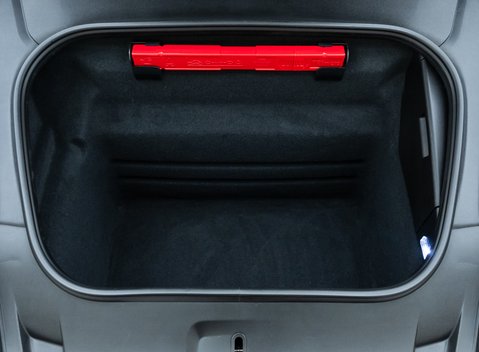 Porsche 911 Carrera 4S (992) 35