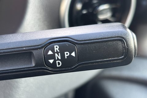 Mercedes-Benz Sprinter 319 Cdi 7g-Tronic L2 H1 4x4 Panel Van - Air Con / Sat Nav / Rear Camera 41