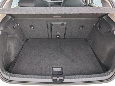 Volkswagen Golf LIFE TSI 26