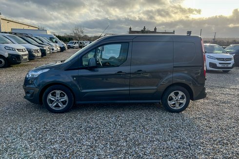 Ford Transit Connect SWB L1H1 200 Air Con Alloys Camera Nav Sensors EURO 6 NO VAT