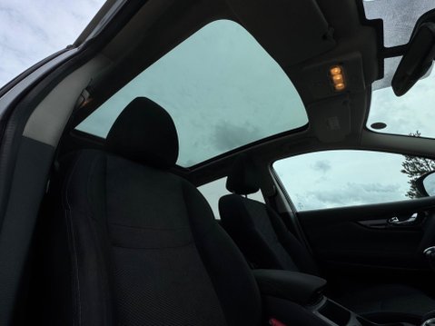 Nissan Qashqai 1.2 DIG-T N-Connecta 2WD Euro 6 (s/s) 5dr 11