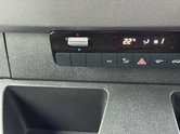 Mercedes-Benz Sprinter AUTO MWB L2H2 High Roof Pro Air Con Camera EURO 6 36