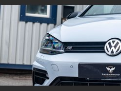 Volkswagen Golf 2.0 Golf R TSi Semi-Auto 4WD 5dr 26