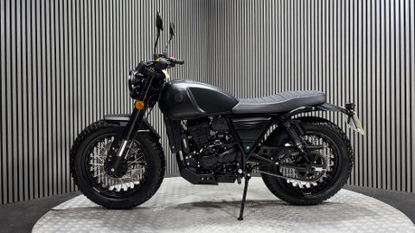 Mutt DRK-01 125 2025 ONLY 129 MILES MOT 2028 MODERN RETRO BIKE 125CC 23