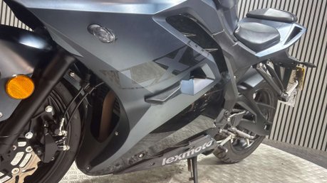 Lexmoto LXS 125 E55 2025 ONLY 5K 125CC LEARNER SPORTS BIKE 19