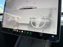 Tesla Model Y (Dual Motor) Long Range SUV 5dr Electric Auto 4WDE (384 bhp) 45