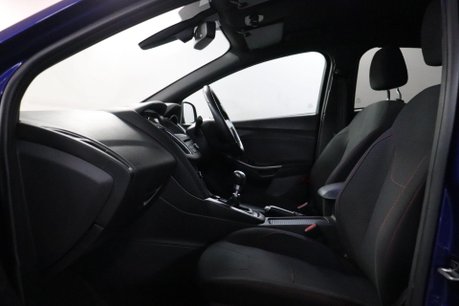 Ford Focus ST-LINE X 43