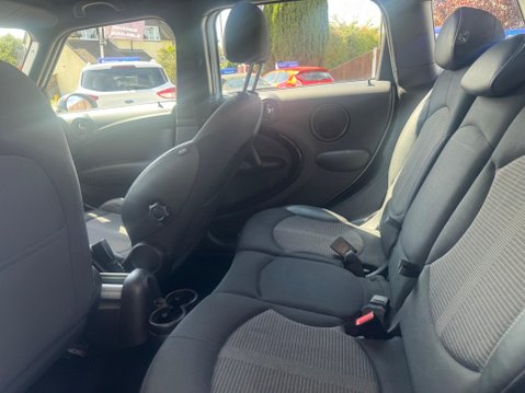 Mini Countryman 1.6 Cooper D Business Edition Euro 5 (s/s) 5dr 24