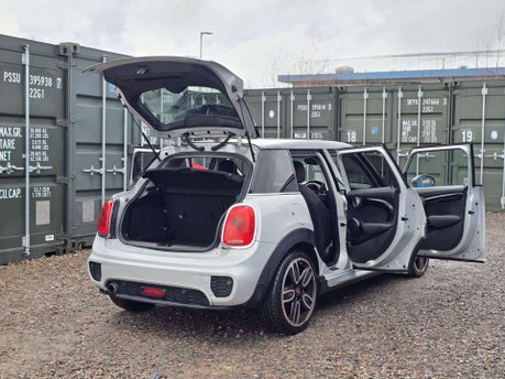 Mini Hatch 1.5 Cooper Hatchback 5dr Petrol Steptronic Euro 6 (s/s) (136 ps) 17