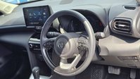Toyota Yaris Cross 1.5 VVT-h Icon SUV 5dr Petrol Hybrid E-CVT Euro 6 (s/s) (116 ps) 32