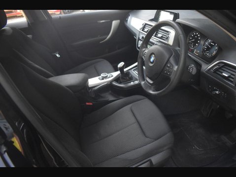 BMW 1 Series 1.5 118i SE Hatchback 5dr Petrol Manual Euro 6 (s/s) (136 ps) 4