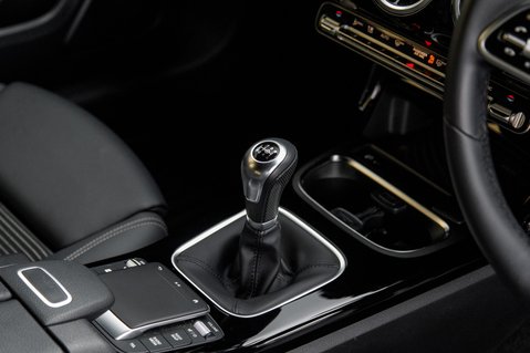 Mercedes-Benz A Class A 180 SPORT EXECUTIVE 34