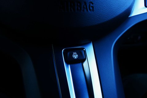 BMW 3 Series 2.0 320i M Sport Auto 4dr 19