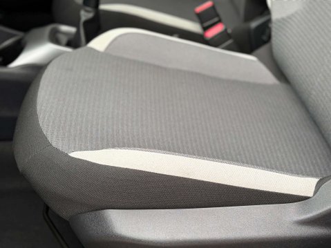 Toyota Aygo 1.0 Aygo X-Play TSS VVT-i 5dr 49