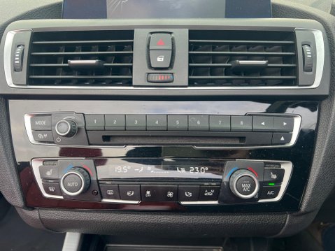 BMW 2 Series 2.0 220i Sport Euro 6 (s/s) 2dr 26