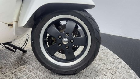 Piaggio Vespa GTS 2010 GOOD RUNNING 300CC PROJECT FAST SCOOTER + MOT 5