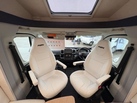 Pilote P740FGJ Evidence AWAITING PREPARATION 45