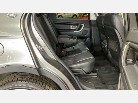 Land Rover Discovery Sport 2.0 Discovery Sport SE Tech TD4 4WD 5dr 10
